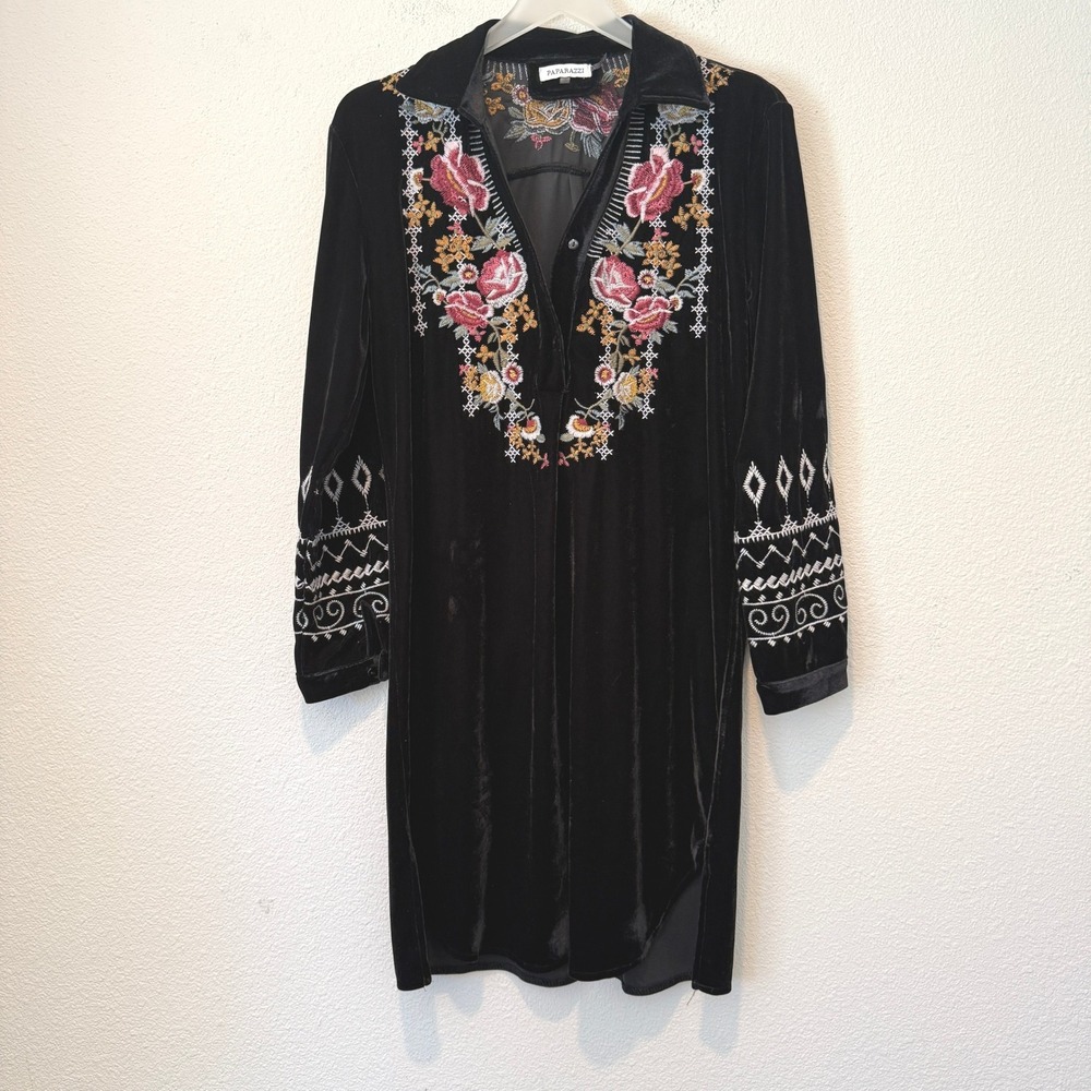 Paparazzi Black Velvet Floral Embroidered Long Sleeve Shift Tunic Dress Small
